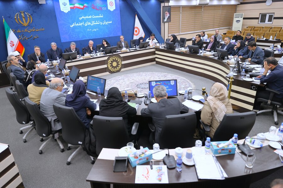 تقویت اعتماد و سرمایه اجتماعی در نشست مشترک تشکل‌های غیردولتی با برخی مدیران دولتی