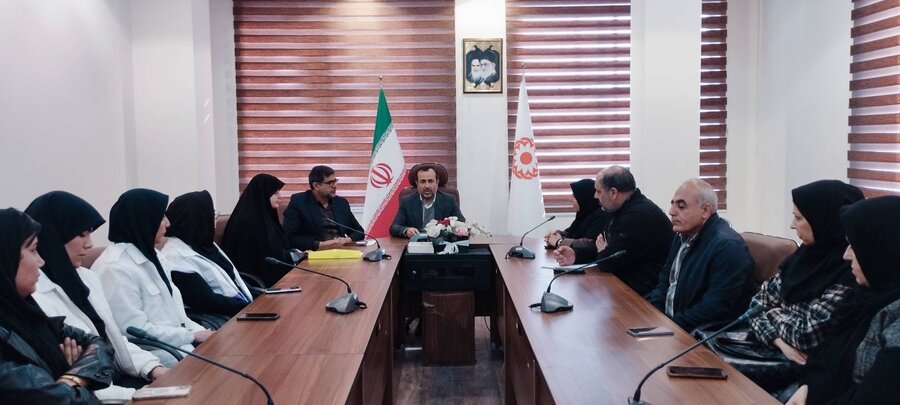 آمل| نشست بصیرت افزایی و روشنگری جهاد تبیین در اداره بهزیستی شهرستان آمل برگزار شد