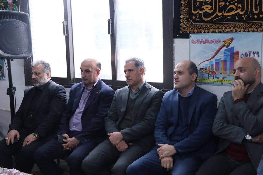 جشن گرامیداشت دهه مبارک فجر در خانه کارگر استان گیلان برگزار شد.