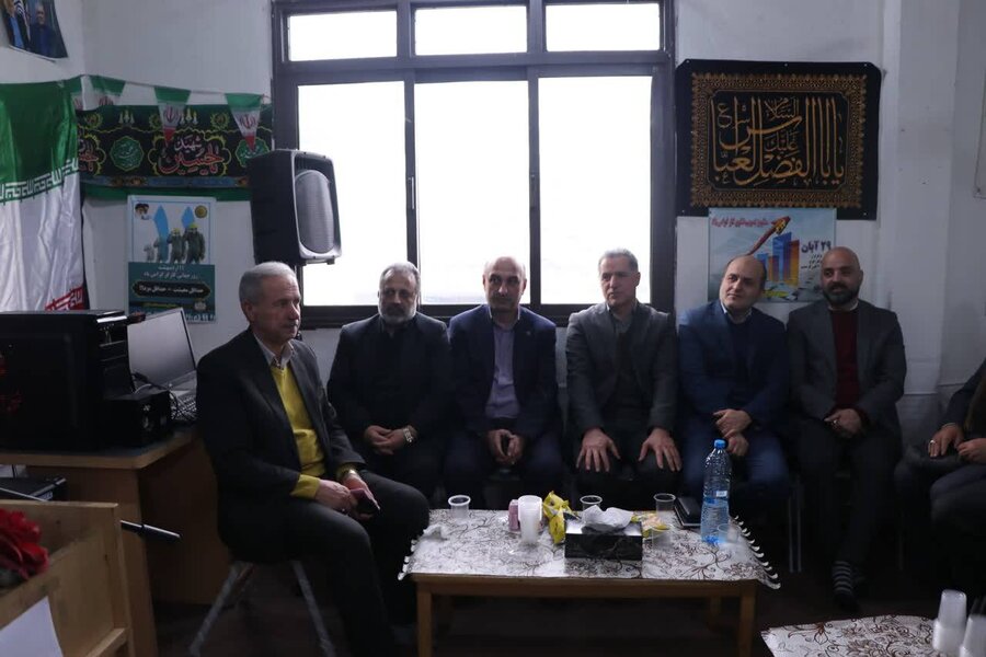 جشن گرامیداشت دهه مبارک فجر در خانه کارگر استان گیلان برگزار شد.