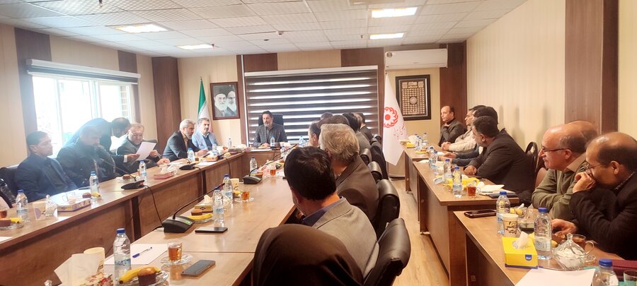 خدمت به مردم، اولویت اصلی است