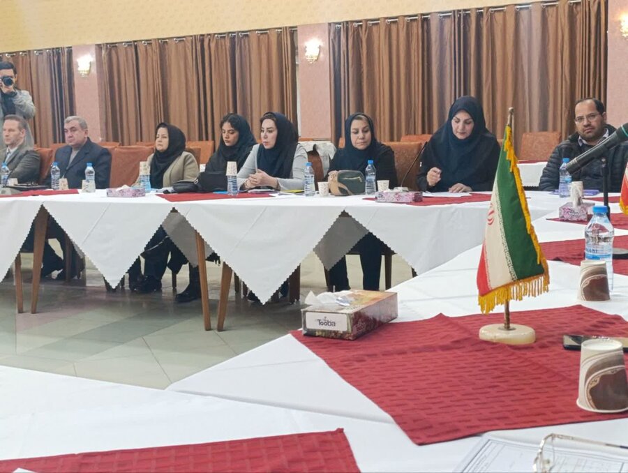 نشست سازمانهای مردمنهاد شمالغرب کشور با حضور مدیرعامل انجمن افق سبز قروه در ارومیه برگزار شد