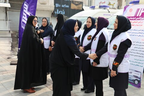 حرکت نمادین خودروهای اورژانس اجتماعی ۱۲۳ در بوشهر؛ تجلی خدمت‌رسانی به کرامت انسانی در دهه فجر