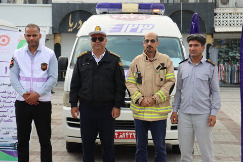 حرکت نمادین خودروهای اورژانس اجتماعی ۱۲۳ در بوشهر؛ تجلی خدمت‌رسانی به کرامت انسانی در دهه فجر