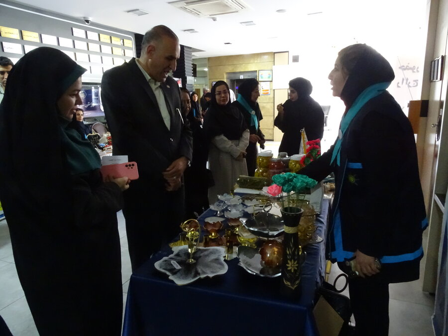 غرفه همیاران سلامت روان بهزیستی فارس