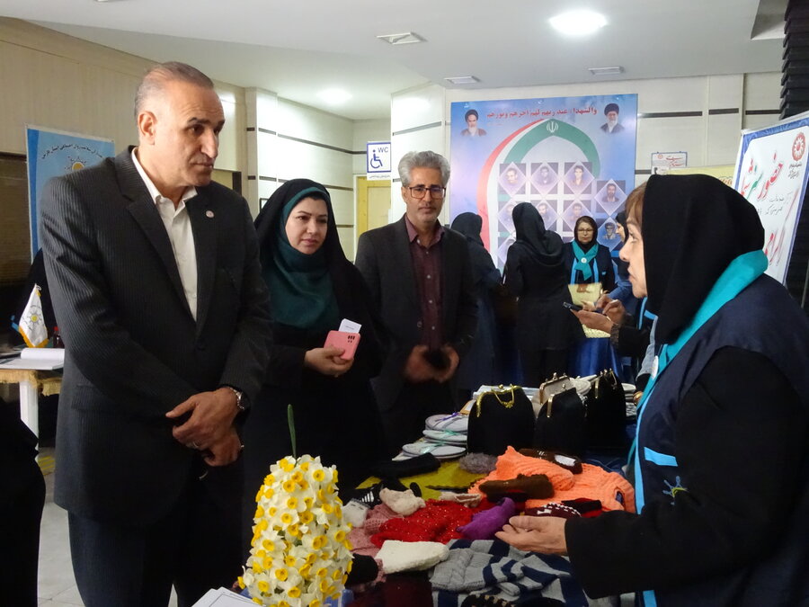 غرفه همیاران سلامت روان بهزیستی فارس