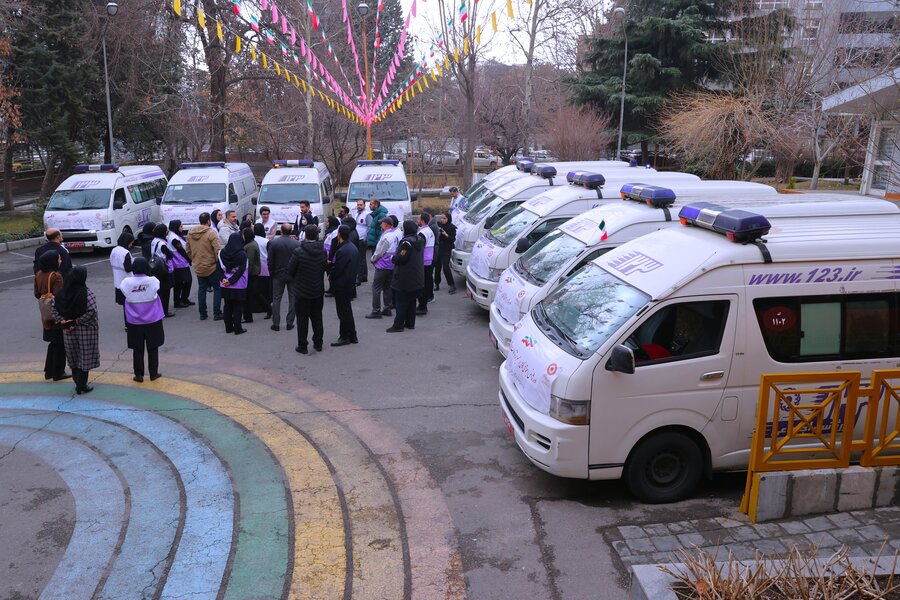 رژه اورژانس اجتماعی