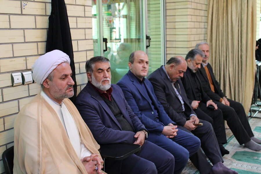 برپایی مراسم بزرگداشت دهه مبارک فجر در بهزیستی گیلان