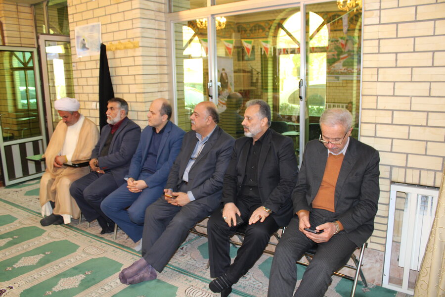 برپایی مراسم بزرگداشت دهه مبارک فجر در بهزیستی گیلان