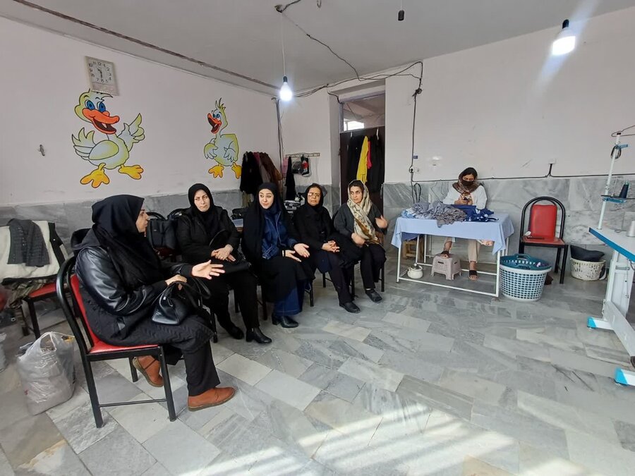 بازدید مدیرکل دفتر امور بانوان و خانواده استانداری کردستان از گروه‌های همیار زنان سرپرست خانوار بیجار