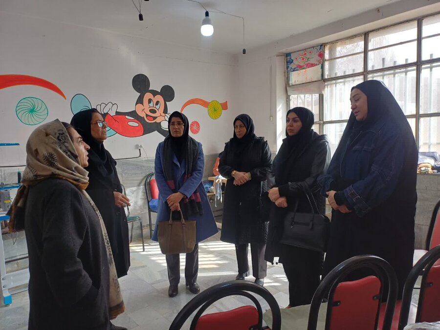 بازدید مدیرکل دفتر امور بانوان و خانواده استانداری کردستان از گروههای همیار زنان سرپرست خانوار بیجار