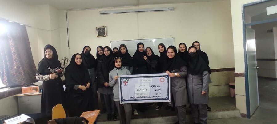 برگزاری کارگاه مهارت‌های شناختی‌ـ‌رفتاری در هنرستان تویسرکان با نظارت بهزیستی