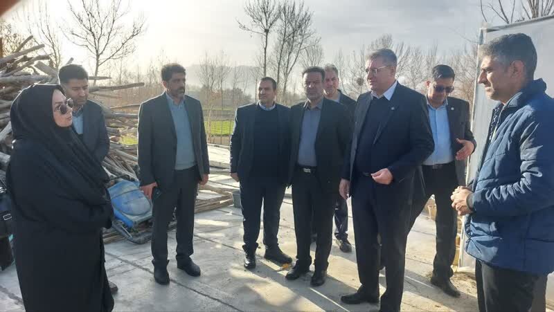 بزرگترین پروژه پرورش ماهیهای زینتی خمینیشهر به بهرهبرداری رسید