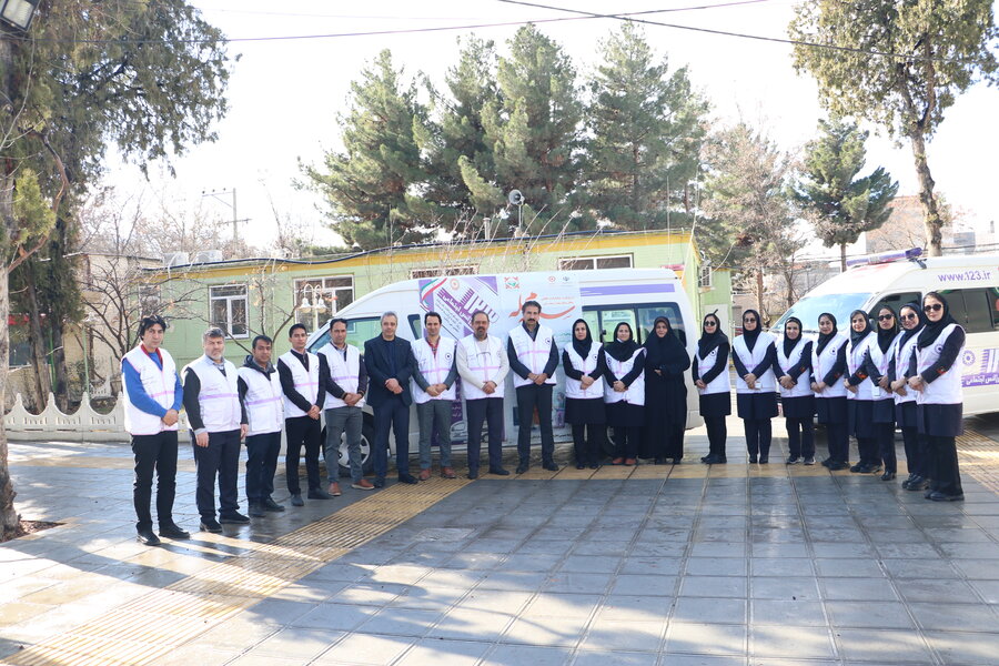 رژه خودروهای اورژانس اجتماعی بهزیستی استان خراسان شمالی همزمان با دهه مبارک فجر 