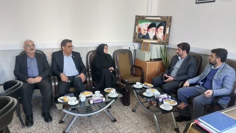 فلاورجان| حضور مدیرکل بهزیستی استان در بهزیستی همزمان با دهه فجر