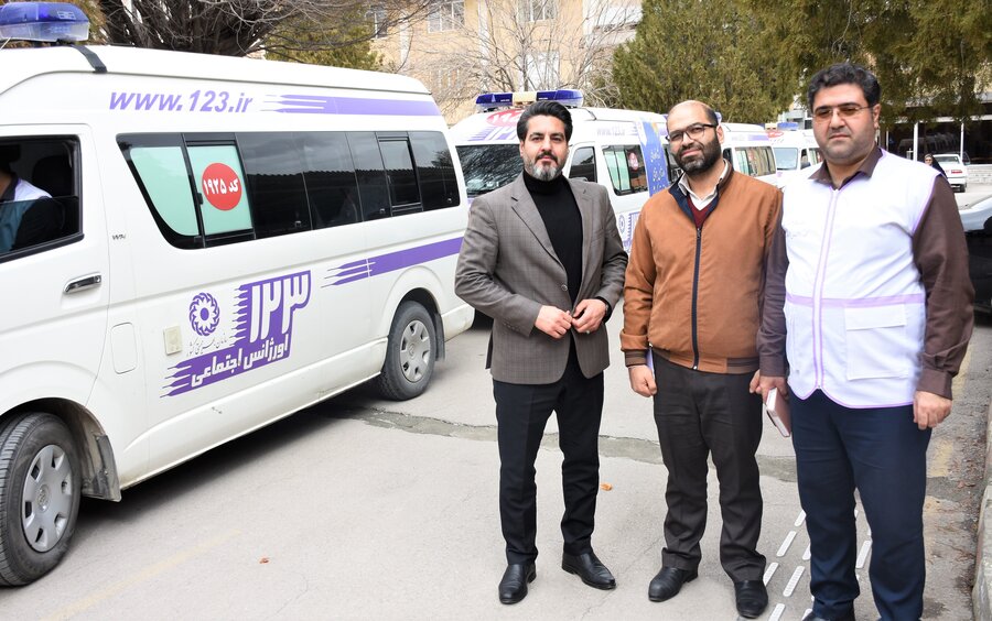 رژه خودرویی اورژانس اجتماعی