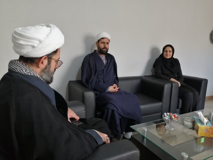 رئیس دادگستری و دادستان مریوان با رئیس بهزیستی دیدار و گفتگو کردند