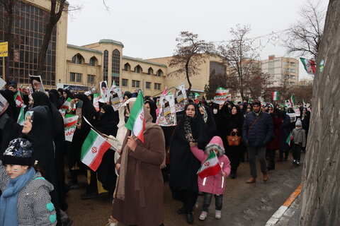 گزارش تصویری|  *«دشمن را مأیوس کنید»*مقام معظم رهبری (مدظله‌العالی)