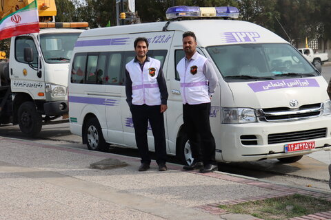 حضور پرشور کارکنان بهزیستی استان بوشهر در راهپیمایی ۲۲ بهمن؛ همگام با مردم و همراه با برپایی میز خدمت