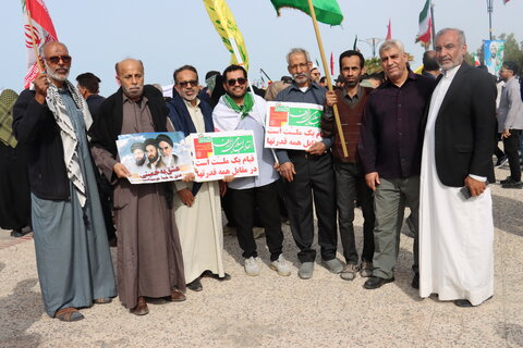 حضور پرشور کارکنان بهزیستی استان بوشهر در راهپیمایی ۲۲ بهمن؛ همگام با مردم و همراه با برپایی میز خدمت