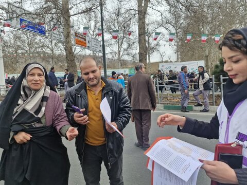 حضور پرشور خانواده بزرگ بهزیستی البرز در یوم‌الله انقلاب