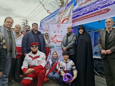 حضور پرشور خانواده بزرگ بهزیستی البرز در یوم‌الله انقلاب