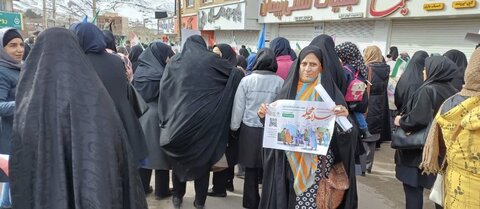 طالقان | راهپیمایی یوم‌الله ۲۲ بهمن ماه در شهرستان طالقان برگزار شد