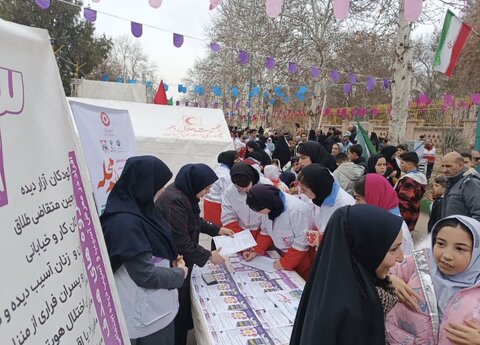 نظرآباد | حضور پرشور خانواده بزرگ بهزیستی شهرستان نظرآباد در راهپیمایی ۲۲ بهمن و جشن پیروزی انقلاب
