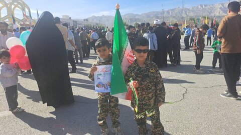 لامرد| همراه با مردم در ۲۲ بهمن؛ جلوه‌ای از همبستگی اجتماعی با «سلام محله»