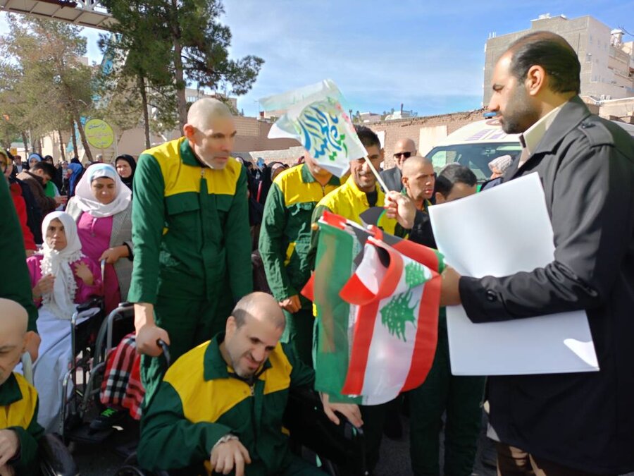 حضور جامعه هدف بهزیستی در مراسم ۲۲بهمن شهرستان بیرجند