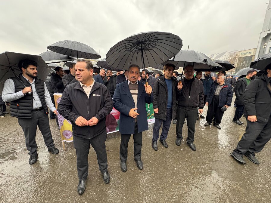 حضور پرشور کارکنان بهزیستی استان کردستان در راهپیمایی ۲۲ بهمن