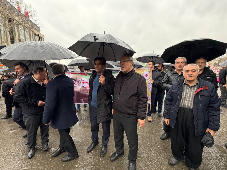 حضور پرشور کارکنان بهزیستی استان کردستان در راهپیمایی ۲۲ بهمن