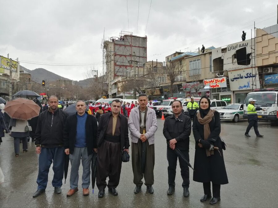 حضور پرشور کارکنان بهزیستی استان کردستان در راهپیمایی ۲۲ بهمن