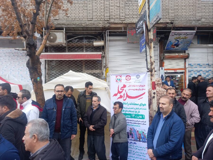 چادر پویش «سلام محله» در میدان امام دیواندره برپا شد