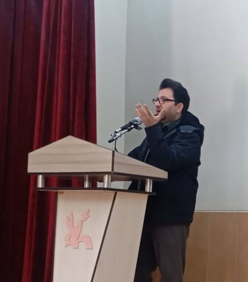 کارگاه آموزشی «تحولات روانی ـ اجتماعی نوجوانی» ویژه والدین برگزار شد