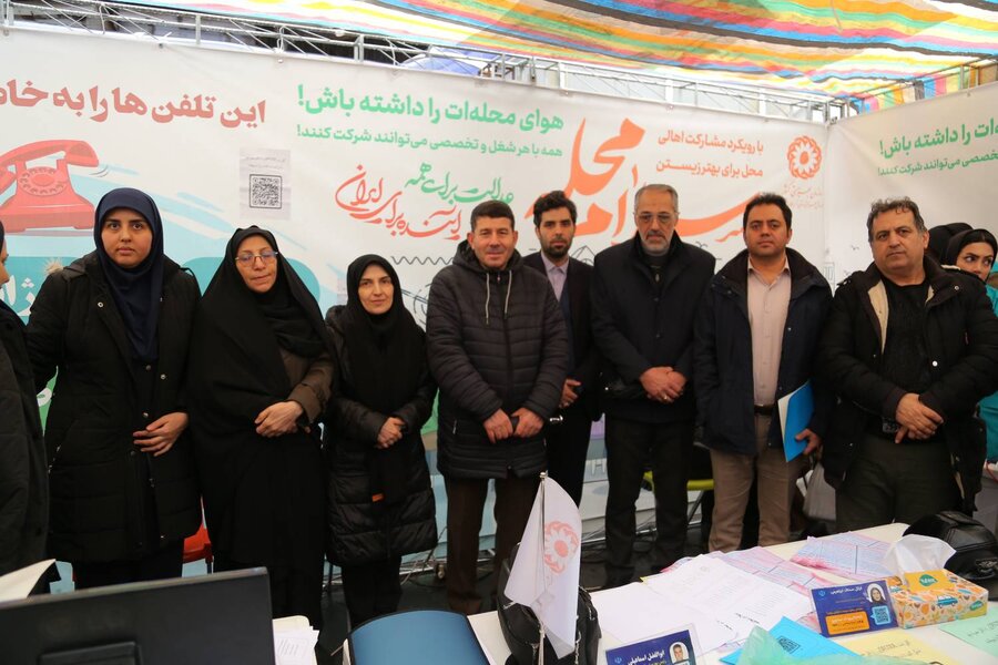 "سلام محله" در دل راهپیمایی ۲۲ بهمن تبریز؛ روایتی از لبخند کودکان، حضور تیم محب، اورژانس اجتماعی و انجام غربالگری بینایی 