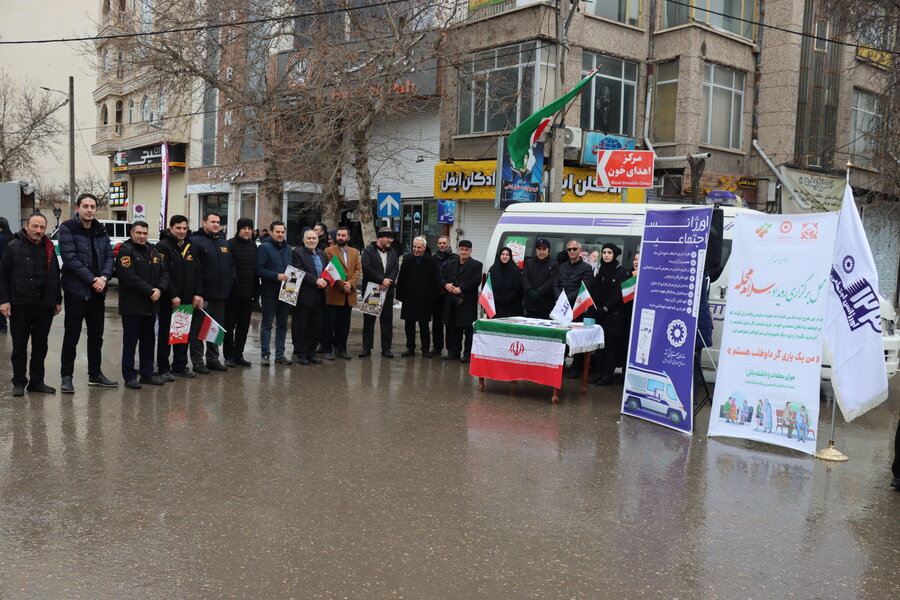 حضور تیم اورژانس اجتماعی بهزیستی اردبیل در مراسم راهپیمایی یوم‌الله ۲۲ بهمن