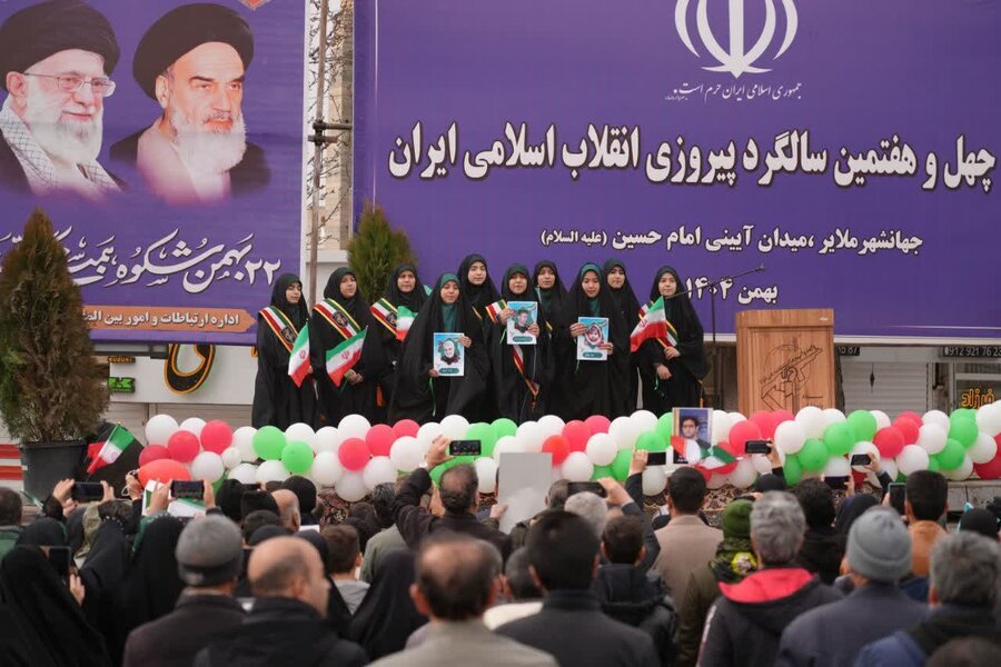 فیلم | حضور بهزیستی شهرستان ملایر در راهپیمایی ۲۲ بهمن