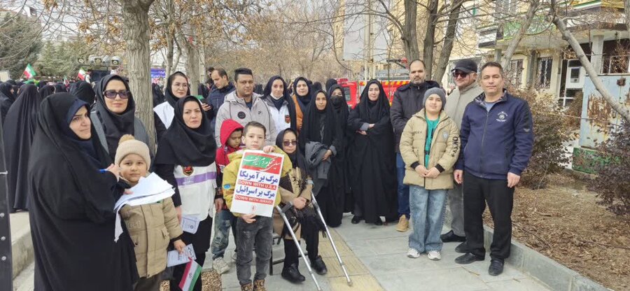 گزارش تصویری | بهزیستی رزن در مسیر انقلاب؛ روایت خدمت در غرفه «سلام محله»