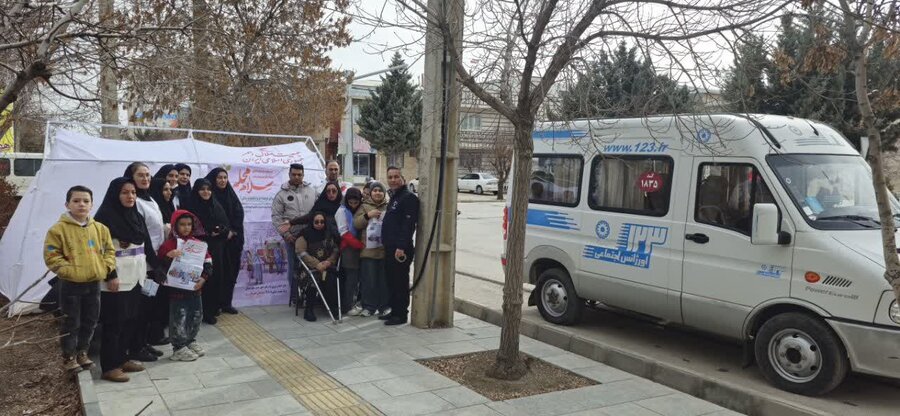 گزارش تصویری | بهزیستی رزن در مسیر انقلاب؛ روایت خدمت در غرفه «سلام محله»
