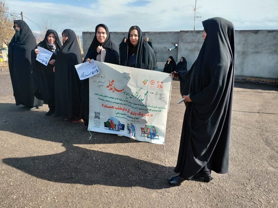   خلخال| حضور پرشور مددکاران مراکز مثبت زندگی و تسهیلگران بهزیستی  شهرستان خلخال در بخش خورشرستم در راهپیمایی غور آفرین یوم الله 22 بهمن