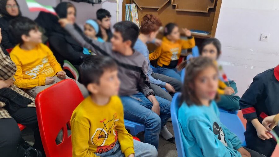 جشن دهه فجر همراه با تبیین انقلاب اسلامی در مرکز توانبخشی ابنسینا اسدآباد