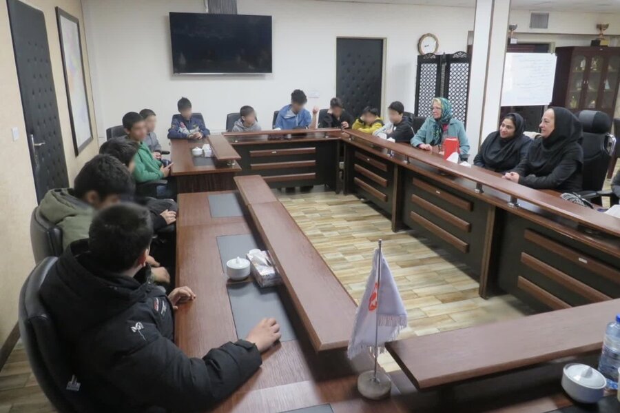 رونمایی از کتاب «داستان‌هایی از جنس پسرانه»/جلوه‌ای از توانمندی فرهنگی فرزندان مقیم مراکز بهزیستی البرز