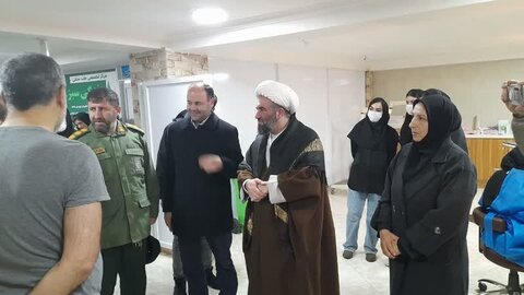 آذر-شرقی ورزقان