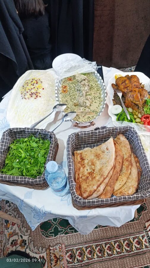 نمایشگاه صنایع‌دستی و جشنواره غذای سالم در گنبکی