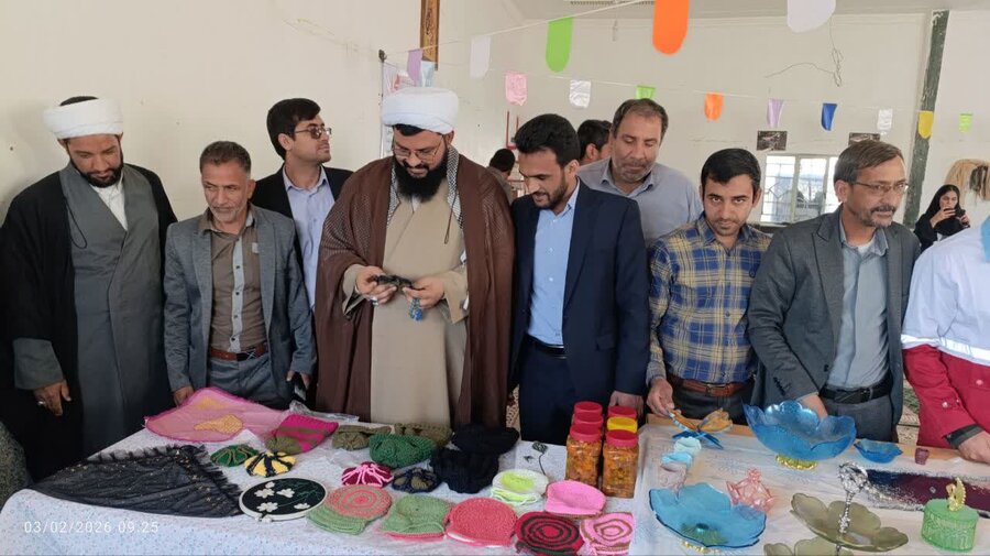 نمایشگاه صنایع‌دستی و جشنواره غذای سالم در گنبکی