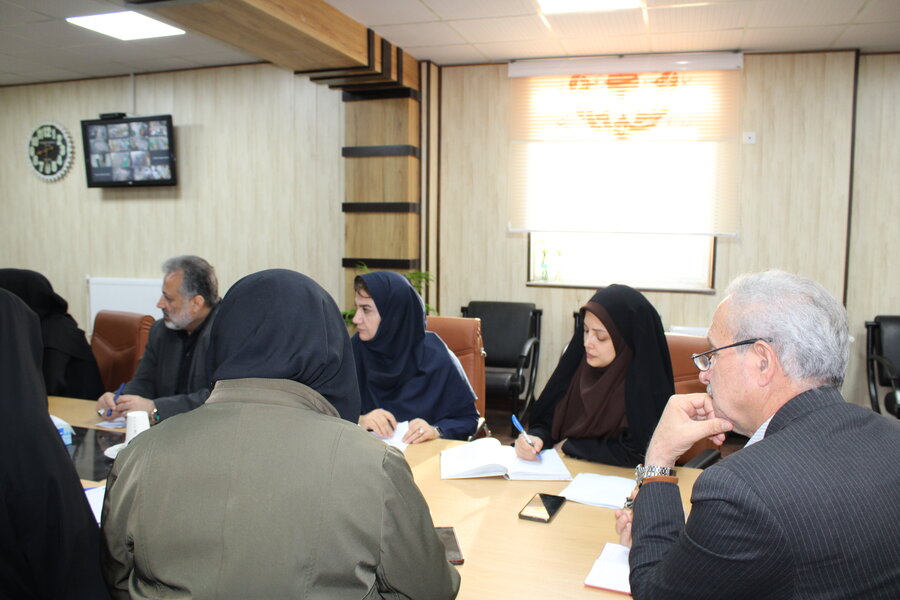 جلسه توجیهی ارزیابی عملکرد شاخص های اختصاصی و عمومی