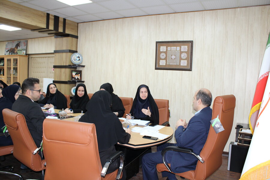 جلسه توجیهی ارزیابی عملکرد شاخص های اختصاصی و عمومی