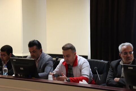 گزارش تصویری ا جلسه شورای سالمندان استان مرکزی با محوریت «شهر دوستدار سالمند»