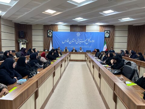 دوره ۱۶ ساعته «مهارت‌های کارآفرینی، حمایت‌طلبی و مشارکت اجتماعی» در چارچوب برنامه توانبخشی مبتنی بر جامعه (CBR)